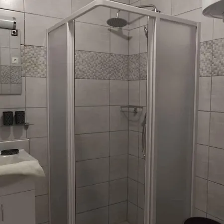 In - Nordtransdanubien 44085 Daire *