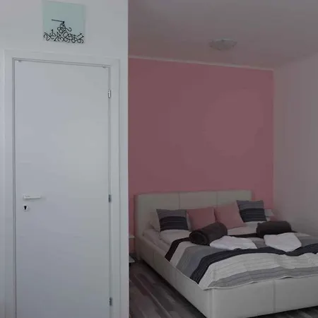 In - Nordtransdanubien 44085 Daire *