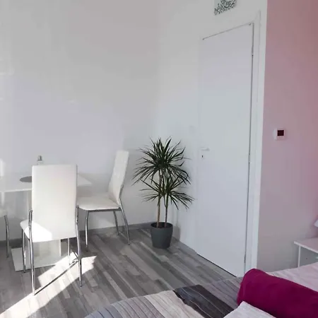 In - Nordtransdanubien 44085 Daire